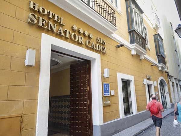 hotel-senator-cadiz-spa-front-entrance-facade-cadiz-spain.jpg